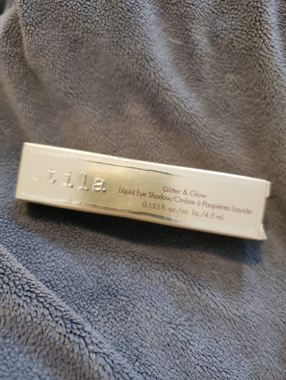 Stila Glitter & Glow Liquid Eye Shadow - Molten Midnight